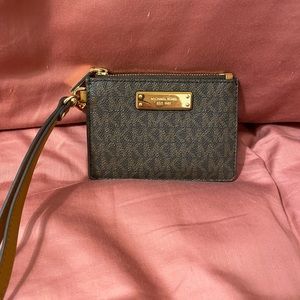Brand new, never used Michael Kors Wristlet